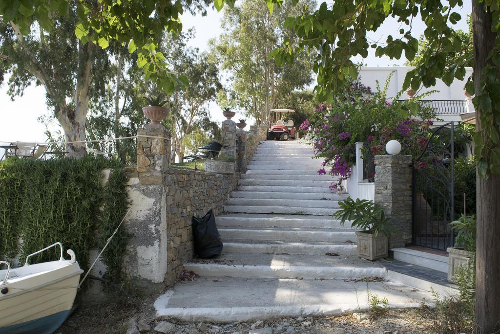 Roditses Beach Sea Front Apartments Samos Town Exterior foto