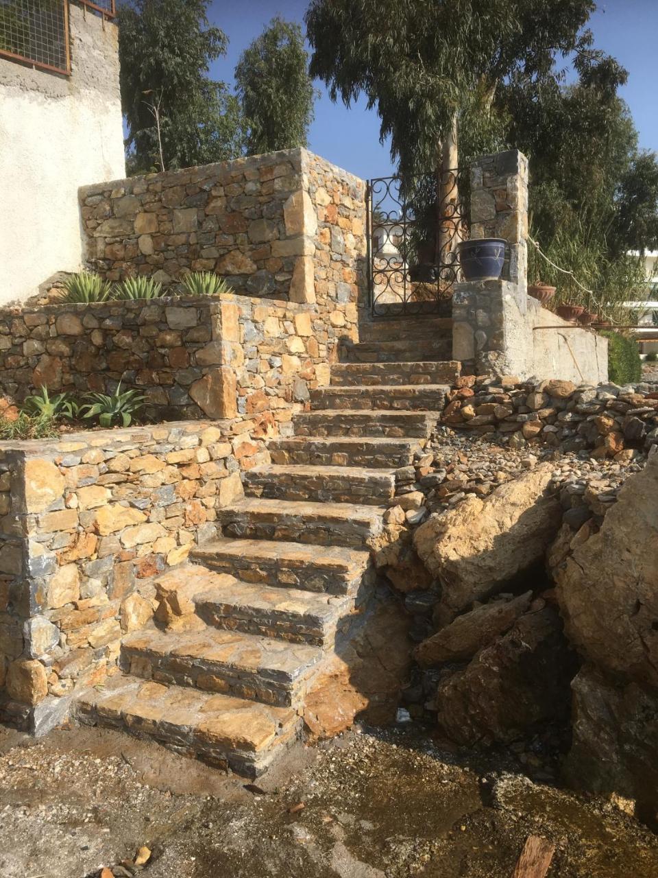 Roditses Beach Sea Front Apartments Samos Town Exterior foto